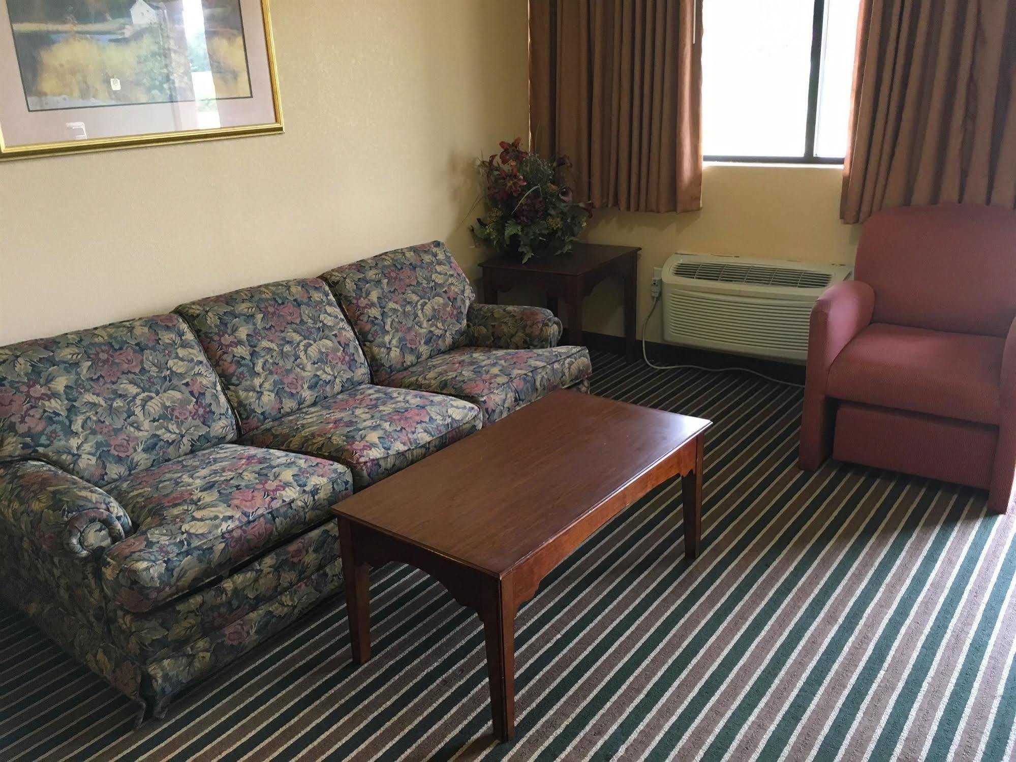 America'S Best Value Inn And Suites Aberdeen Екстериор снимка